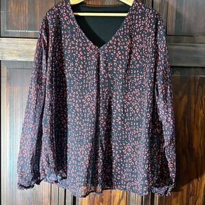 Women's Black‎ and Red Leopard Print Top